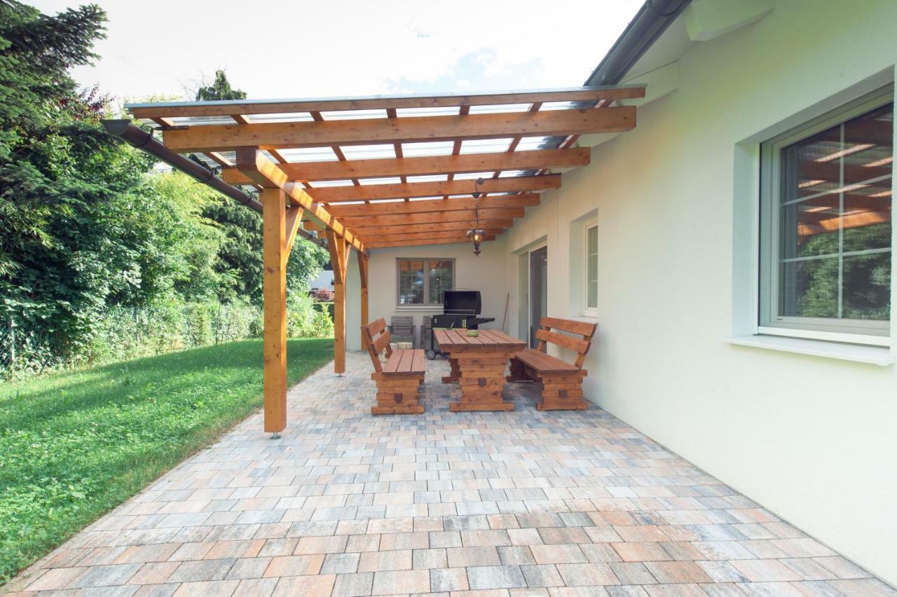Haus Am See Döbriach Екстериор снимка